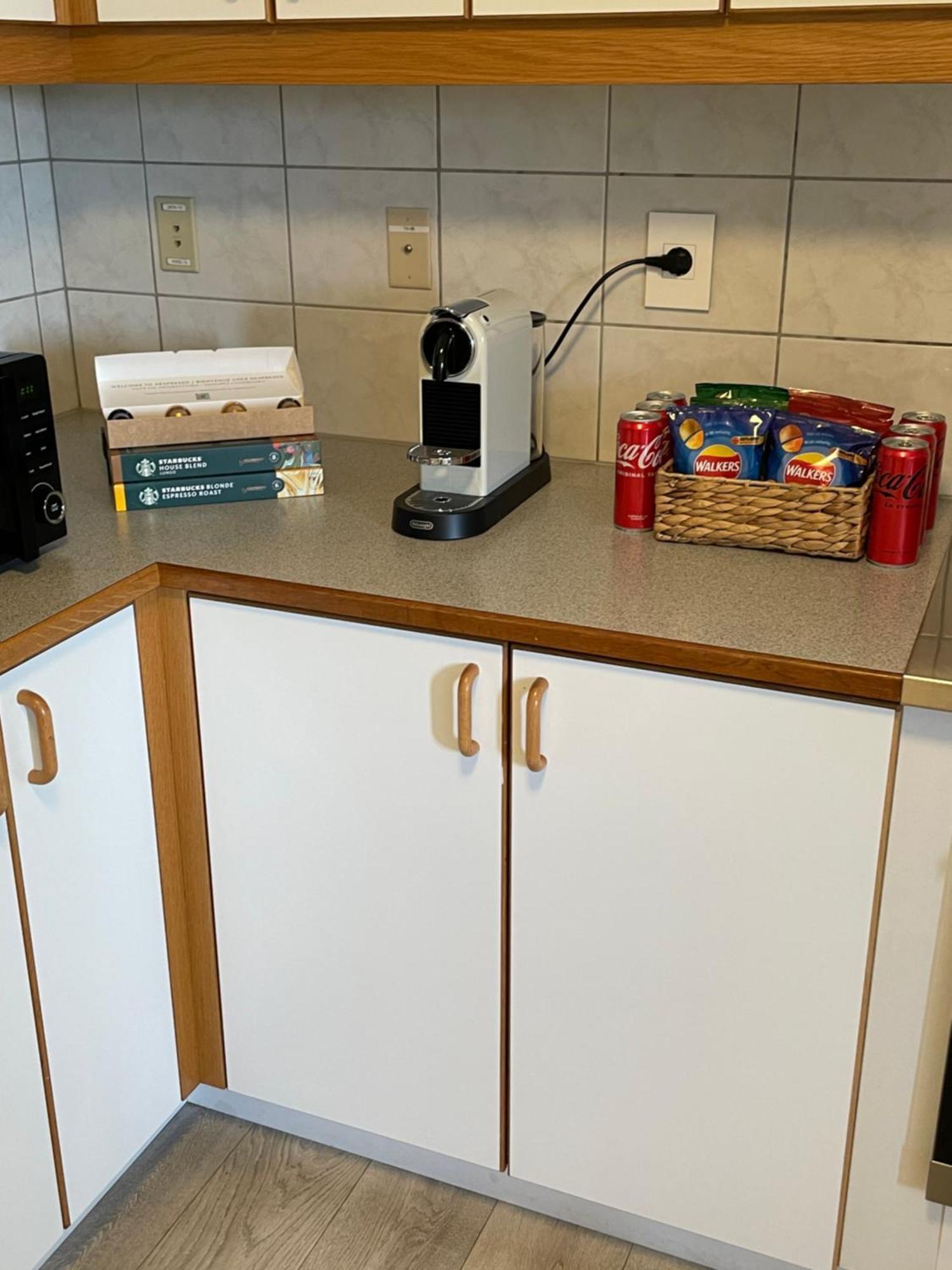 Iq Apartments 1 ケプラヴィーク エクステリア 写真